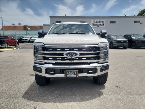 Used 2023 Ford F250 Lariat w/ Chrome Package AWD/4WD image 9