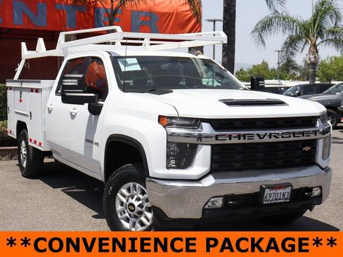Used 2022 Chevrolet Silverado 2500 LT w/ Convenience Package image 2