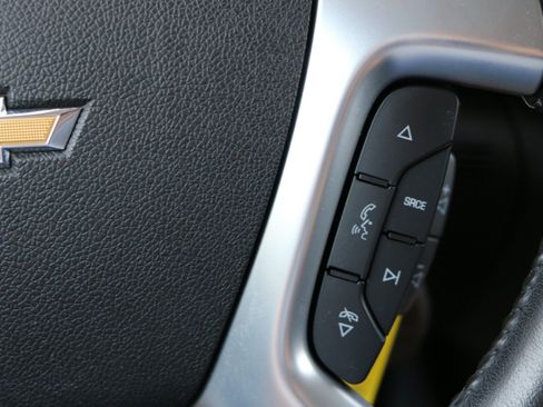 Used 2016 Chevrolet Traverse LT FWD image 18