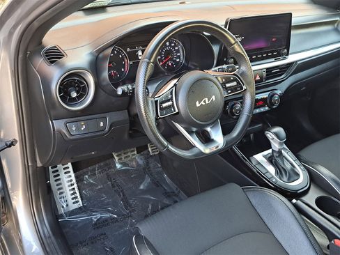 Certified 2023 Kia Forte GT-Line image 15