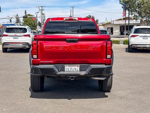 Used 2026 Chevrolet Colorado Trail Boss AWD/4WD image 3