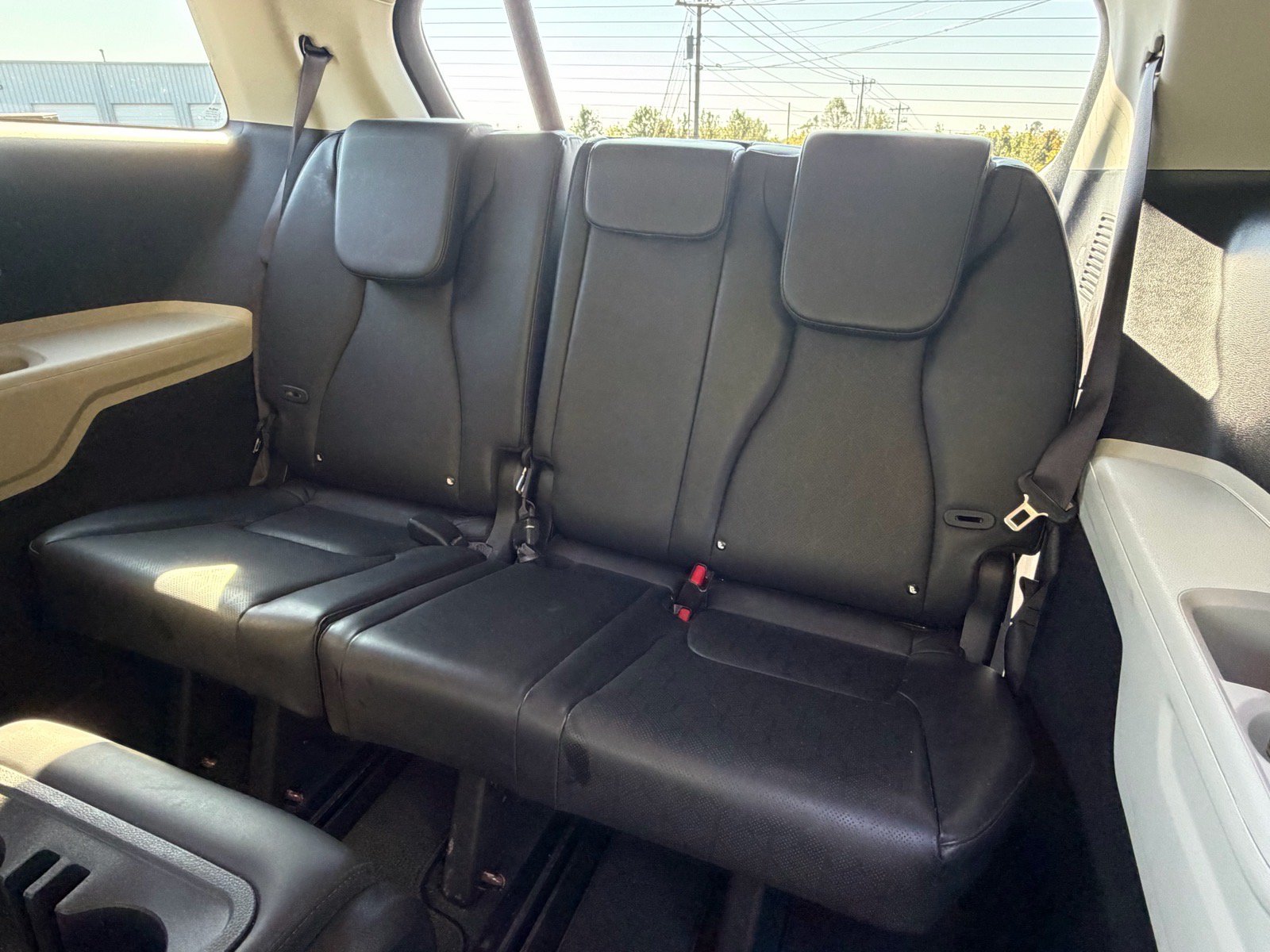 Used 2024 Kia Carnival LX FWD image 46