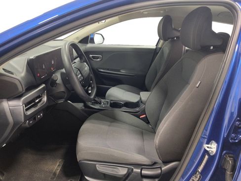 Used 2025 Kia K4 FWD image 17