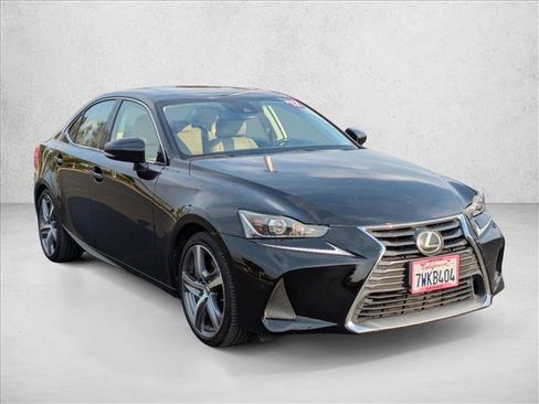 Used 2017 Lexus IS 200t RWD image 3