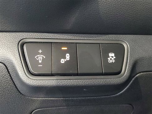 Certified 2023 Kia Forte GT-Line image 28