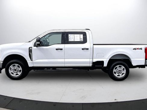 Used 2025 Ford F250 XLT image 6