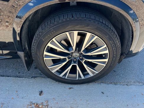 Used 2022 Volvo XC90 T5 Momentum w/ Advanced Package AWD/4WD image 14