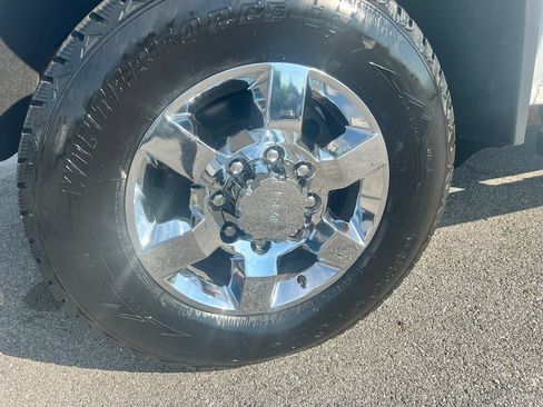 Used 2019 GMC Sierra 2500 SLT AWD/4WD image 13