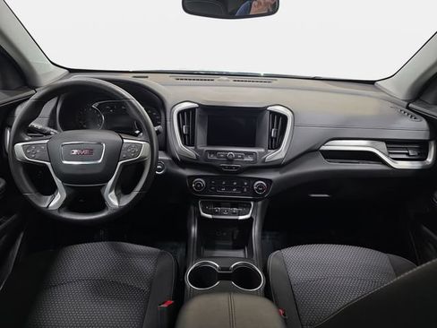 Used 2024 GMC Terrain SLE AWD/4WD image 10
