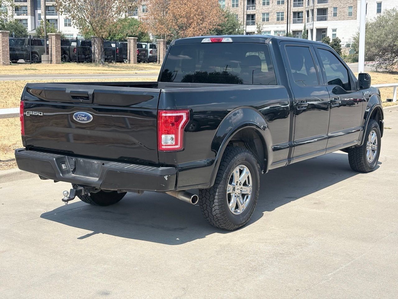 Used 2017 Ford F150 XLT w/ Equipment Group 301A Mid AWD/4WD image 4