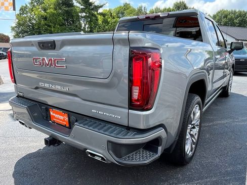 Used 2023 GMC Sierra 1500 Denali w/ Denali Reserve Package AWD/4WD image 11
