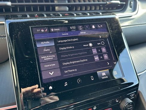 New 2025 Jeep Grand Cherokee Altitude image 29