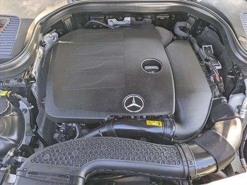Used 2020 Mercedes-Benz GLC 300 4MATIC image 23