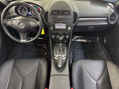 Used 2009 Mercedes-Benz SLK 350 image 16