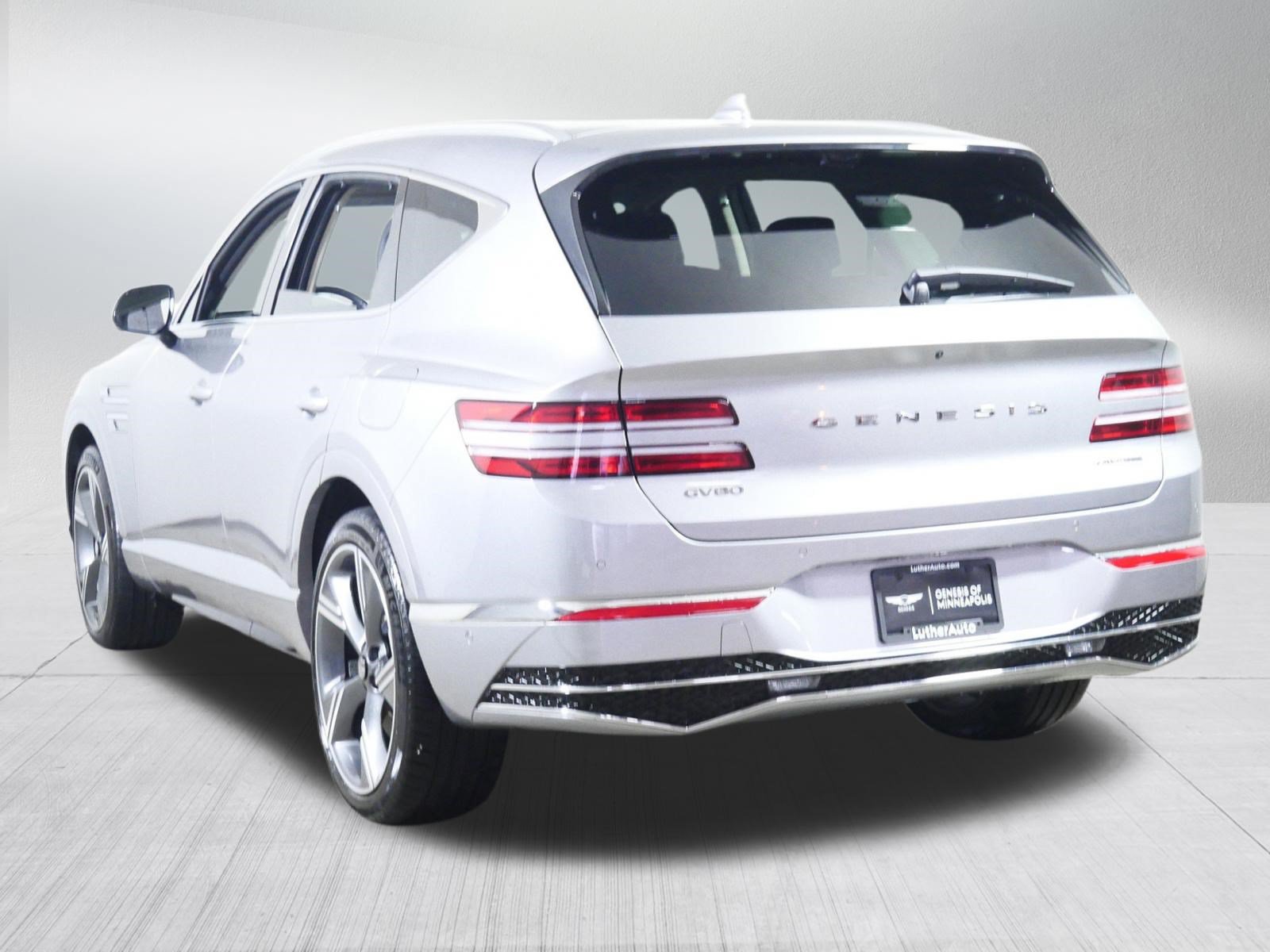 Certified 2025 Genesis GV80 3.5T Prestige AWD/4WD image 5