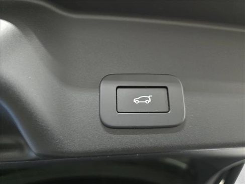 Used 2026 Land Rover Range Rover Evoque S AWD/4WD image 13