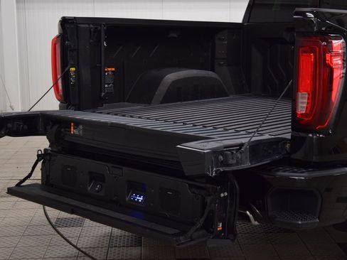 Used 2024 GMC Sierra 1500 Denali Ultimate AWD/4WD image 27