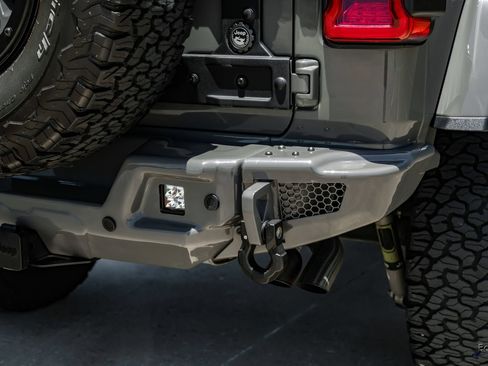 Used 2023 Jeep Wrangler Unlimited Rubicon 392 w/ Xtreme Recon 35" Tire Package AWD/4WD image 17