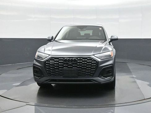 Used 2023 Audi Q5 2.0T Premium Plus w/ Premium Plus Package AWD/4WD image 2