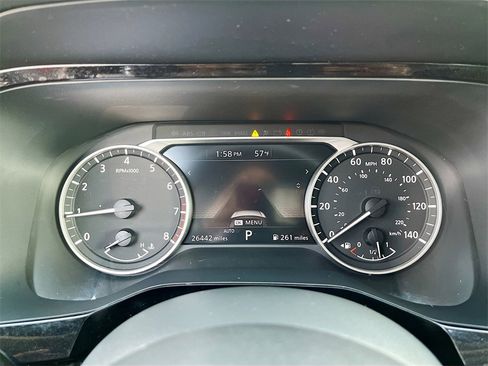 Used 2023 Nissan Pathfinder SV image 14