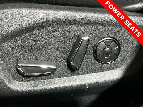 Used 2018 Ford Explorer Platinum image 37