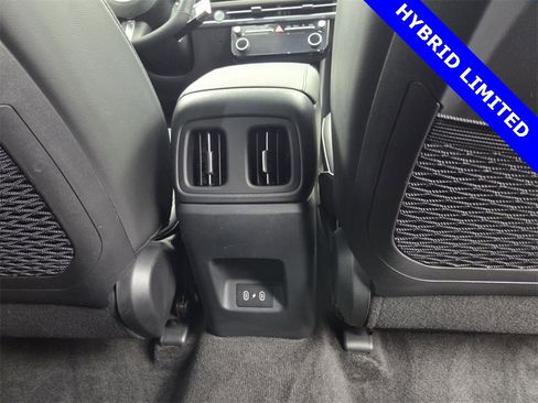 Used 2025 Hyundai Tucson Limited image 24