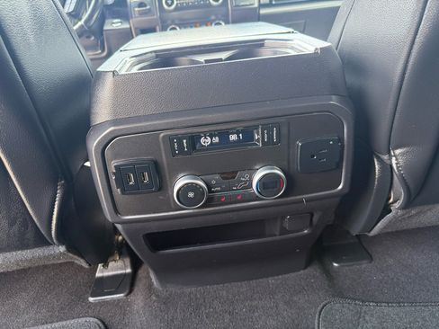 Used 2019 Ford Expedition Max Limited image 14