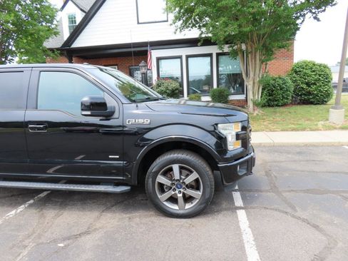 Used 2016 Ford F150 XLT w/ Equipment Group 302A Luxury AWD/4WD image 10