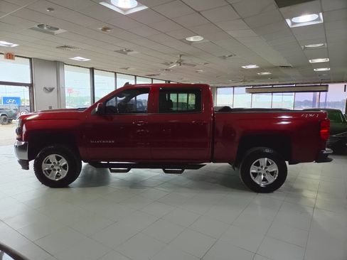 Used 2018 Chevrolet Silverado 1500 LT w/ All Star Edition AWD/4WD image 4