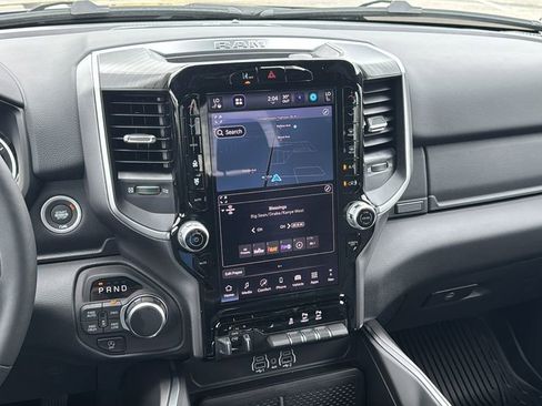New 2026 RAM 1500 4x4 Crew Cab image 17