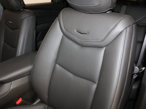 New 2025 Cadillac XT6 Luxury image 7