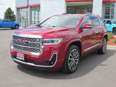 Used 2020 GMC Acadia Denali w/ Denali Ultimate Package AWD/4WD image 2