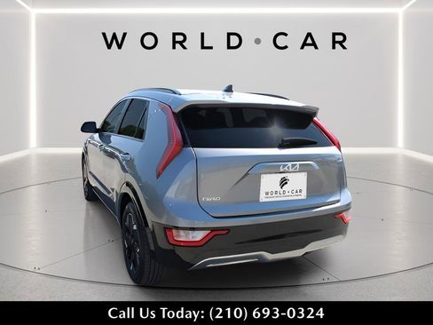 Certified 2024 Kia Niro Wind image 5