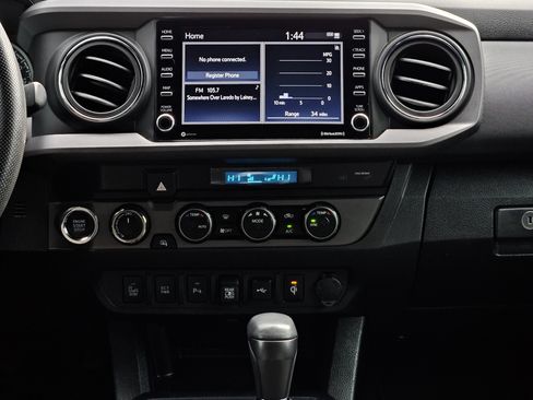 Used 2023 Toyota Tacoma TRD Sport image 31