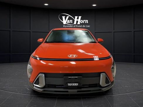 New 2026 Hyundai Kona SE image 9