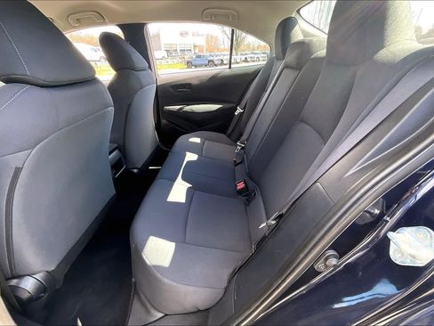 Used 2022 Toyota Corolla LE image 19