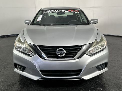 Used 2017 Nissan Altima 2.5 S w/ Power Driver Seat Package image 4