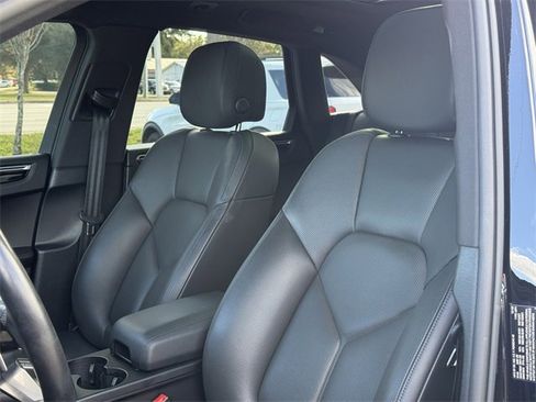 Used 2021 Porsche Macan S image 14