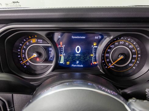 New 2026 Jeep Wrangler Sahara image 31