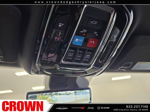 Used 2023 Jeep Grand Cherokee Summit w/ Adv Protech Group IV AWD/4WD image 32
