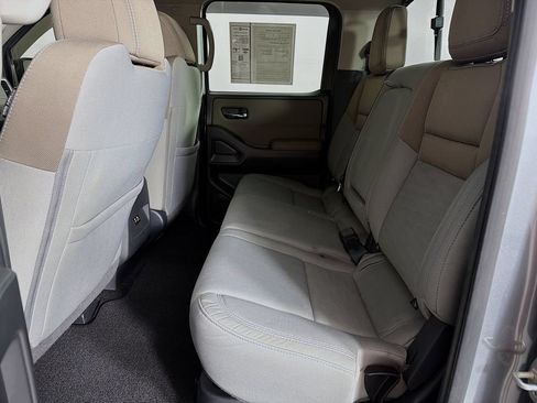Used 2022 Nissan Frontier SV RWD image 37