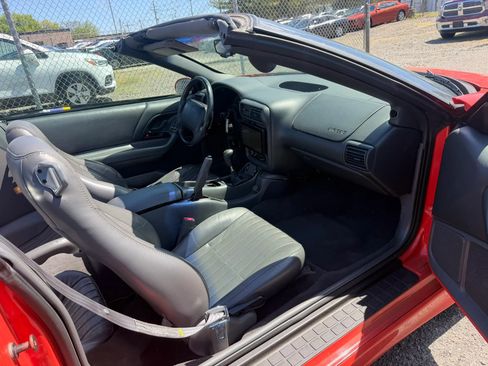 Used 1999 Chevrolet Camaro Z28 w/ Sport Appearance Pkg RWD image 20