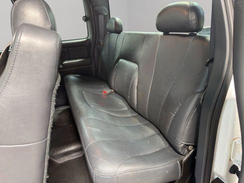 Used 2000 Chevrolet Silverado 1500 4x4 Extended Cab w/ Firm Ride Suspension Pkg image 15