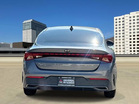 Used 2021 Kia K5 LX image 4