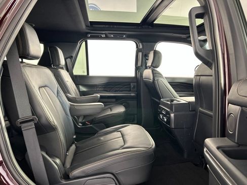 Used 2023 Ford Expedition Platinum AWD/4WD image 33