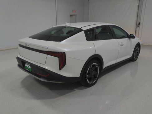Used 2025 Kia K4 EX FWD image 9