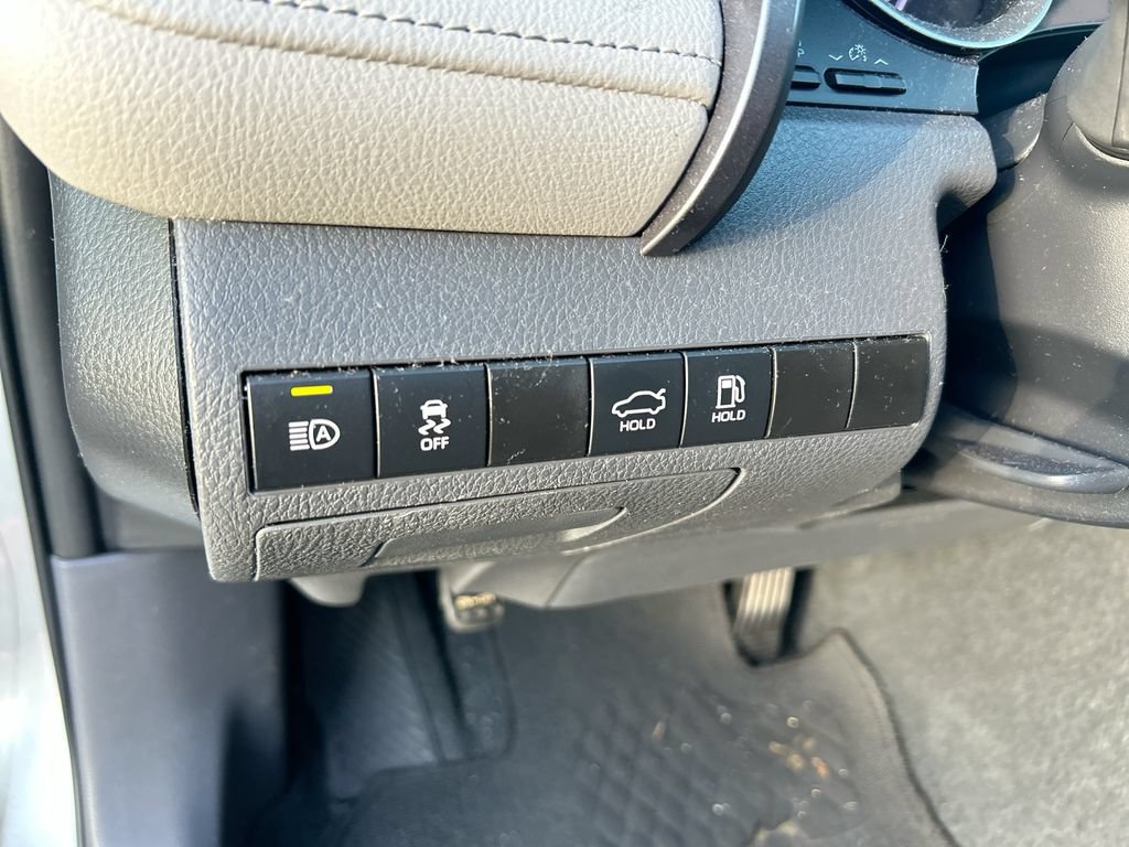 Used 2024 Toyota Camry LE FWD image 14