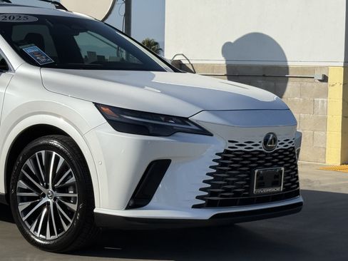 Certified 2025 Lexus RX 350 w/ Convenience Package AWD/4WD image 3