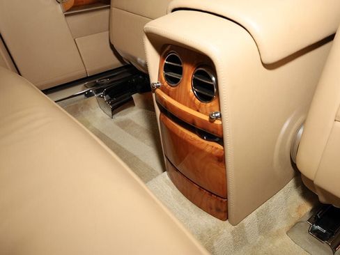 Used 2010 Rolls-Royce Phantom Coupe RWD image 22
