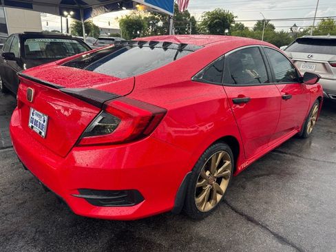 Used 2019 Honda Civic Sport image 4